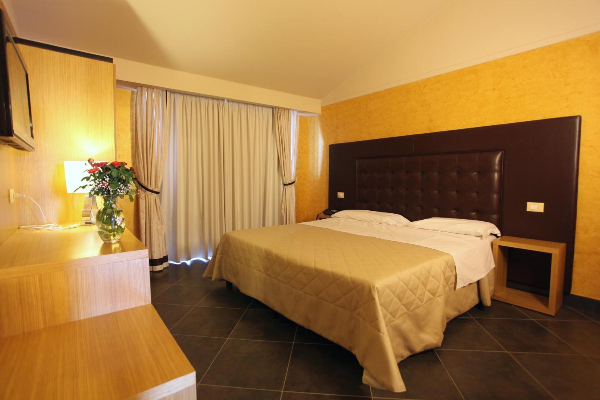Hotel Briganti Qualiano Δωμάτιο φωτογραφία