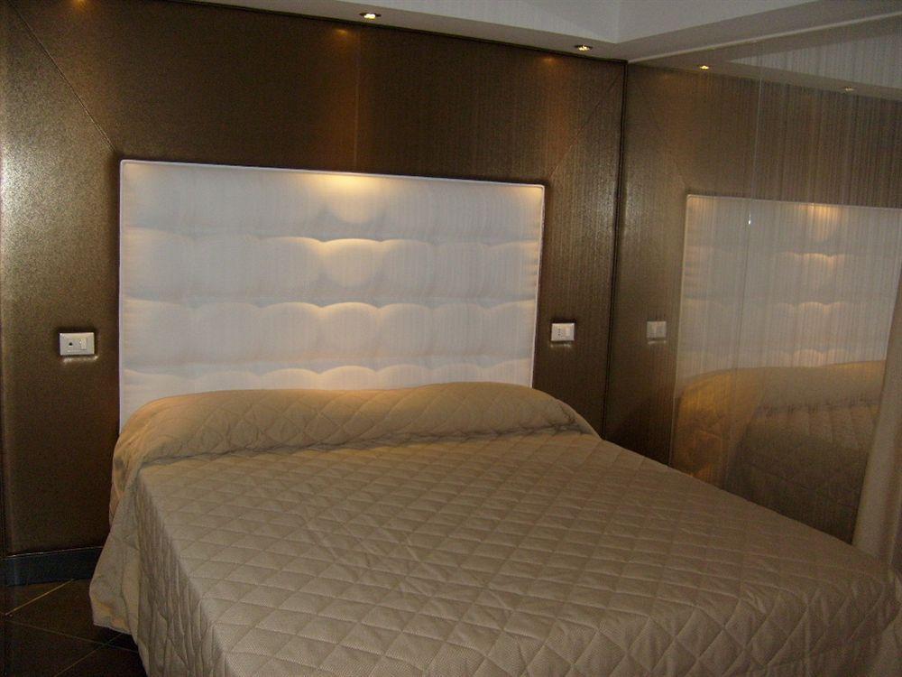 Hotel Briganti Qualiano Εξωτερικό φωτογραφία